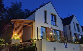 Wonder Home - Domki górskie wolnostojące z prywatnymi tarasami - zielona okolica